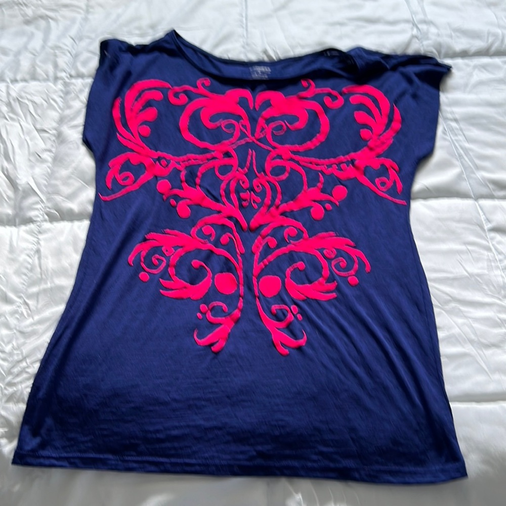 Cute burnout tee with embellishment